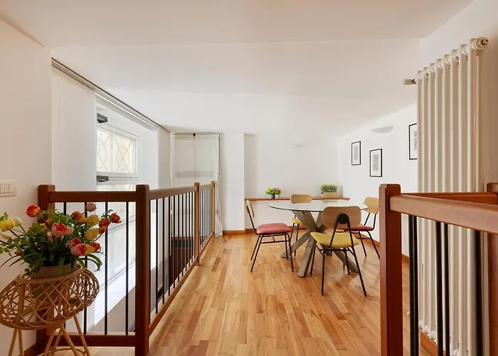 Sant\'Ambrogio Design Apartment